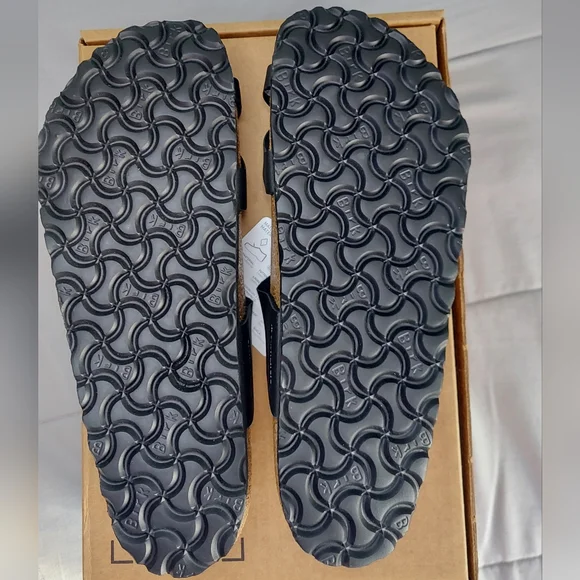 Birkenstock Black Leather Sandals Women Size 11 (EU 42) Or Men's Size 9 NWT - Picture 15 of 16
